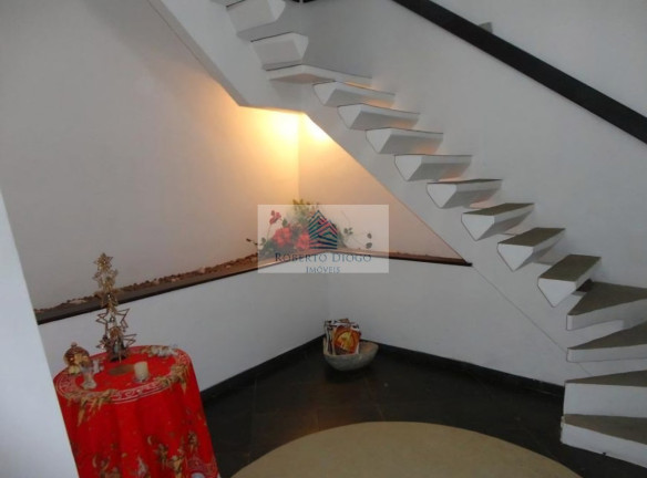 Imagem Casa com 4 Quartos à Venda, 330 m² em Santa Rosa - Niterói Imagem Casa com 4 Quartos à Venda, 330 m² em Santa Rosa - Niterói