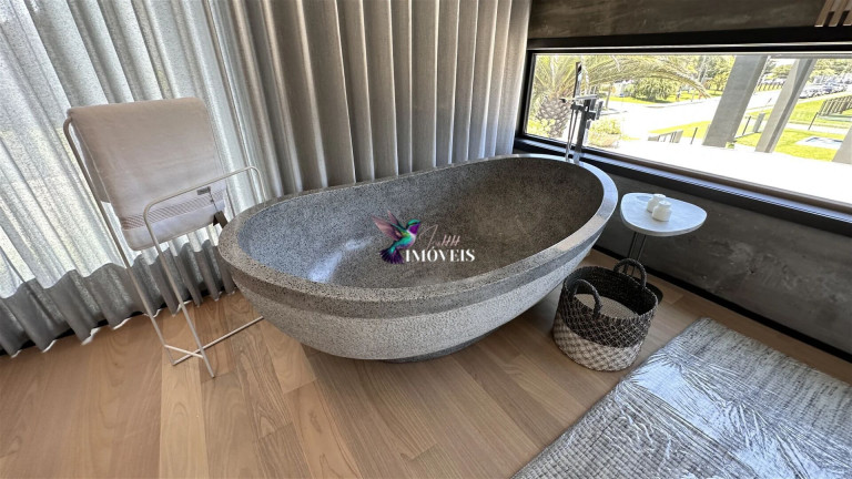 Imagem Casa com 5 Quartos à Venda, 601 m² em Xangri-lá - Xangri-lá