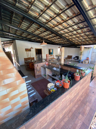 Imagem Casa com 2 Quartos à Venda, 500 m² em Privê Residencial Elza Fronza - Goiânia Imagem Casa com 2 Quartos à Venda, 500 m² em Privê Residencial Elza Fronza - Goiânia