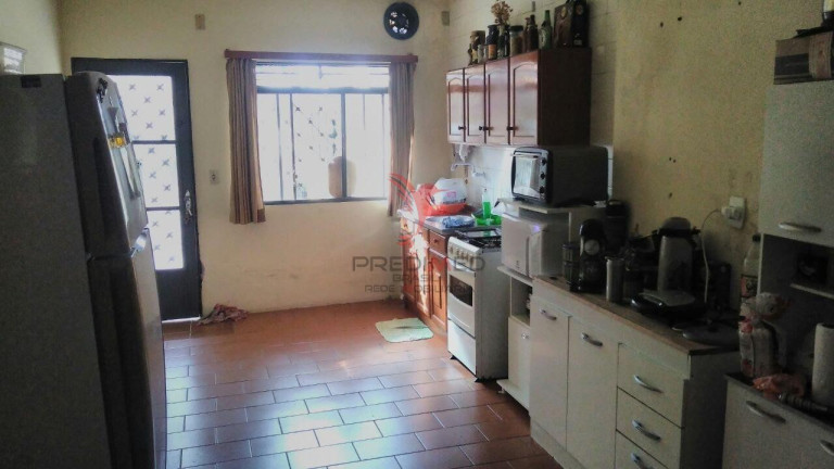 Imagem Casa com 8 Quartos à Venda, 200 m² em Centro - Pelotas