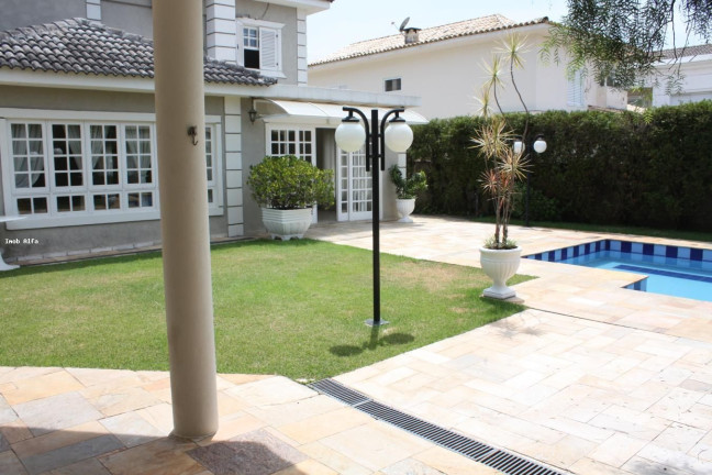 Imagem Casa com 4 Quartos à Venda, 400 m² em Alphaville Residencial Dois - Barueri Imagem Casa com 4 Quartos à Venda, 400 m² em Alphaville Residencial Dois - Barueri