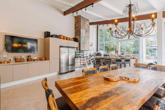 Imagem Casa com 8 Quartos à Venda, 750 m² em Condomínio Flamboyant - Atibaia