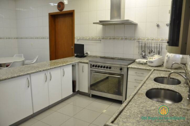 Imagem Casa de Condomínio com 4 Quartos à Venda, 540 m² em Altos De São Fernando - Jandira