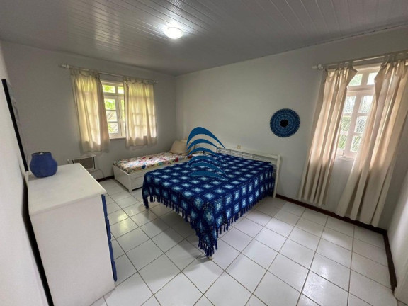 Imagem Casa com 3 Quartos à Venda, 345 m² em Interlagos - Camaçari