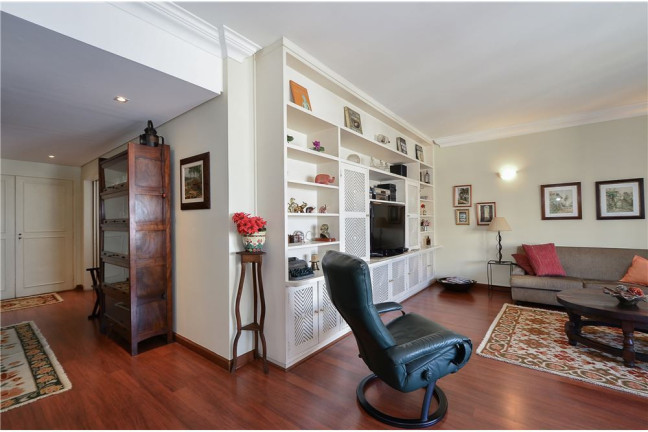 Imagem Imóvel com 3 Quartos à Venda, em Bela Vista - São Paulo Imagem Imóvel com 3 Quartos à Venda, em Bela Vista - São Paulo