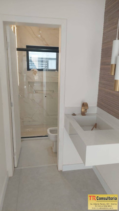 Imagem Casa com 4 Quartos à Venda, 420 m² em Campos Dos Goytacazes Imagem Casa com 4 Quartos à Venda, 420 m² em Campos Dos Goytacazes