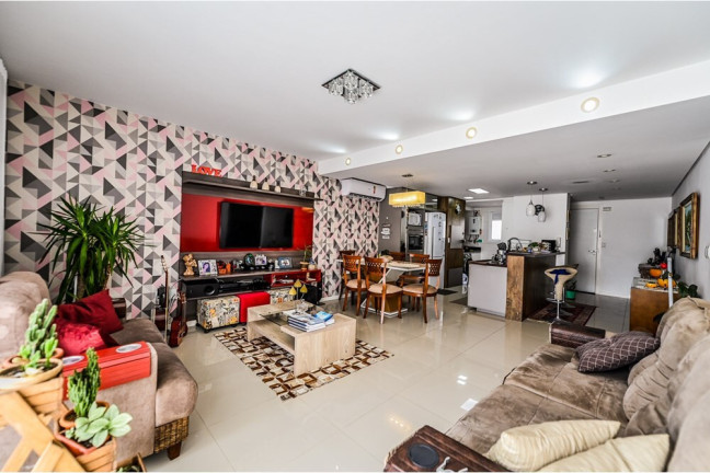 Apartamento com 3 Quartos à Venda, 129 m² em Camaquã - Porto Alegre