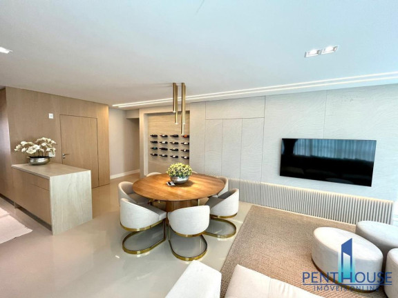 Apartamento com 3 Quartos à Venda, 113 m² em Centro - Balneário Camboriú