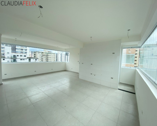 Imagem Imóvel com 2 Quartos à Venda, 93 m² em Guilhermina - Praia Grande