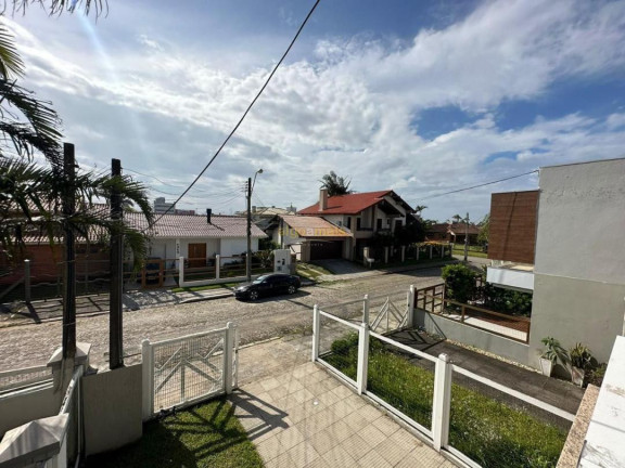Imagem Imóvel com 4 Quartos à Venda, 134 m² em Centro - Xangri-lá