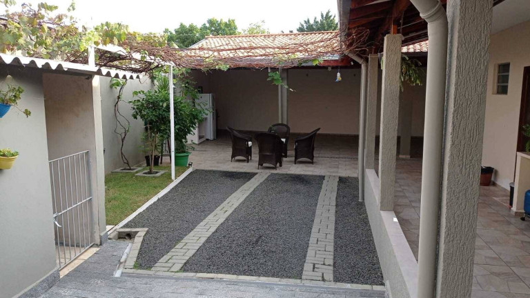 Imagem Casa com 2 Quartos à Venda, 190 m² em Vila Haro - Sorocaba Imagem Casa com 2 Quartos à Venda, 190 m² em Vila Haro - Sorocaba
