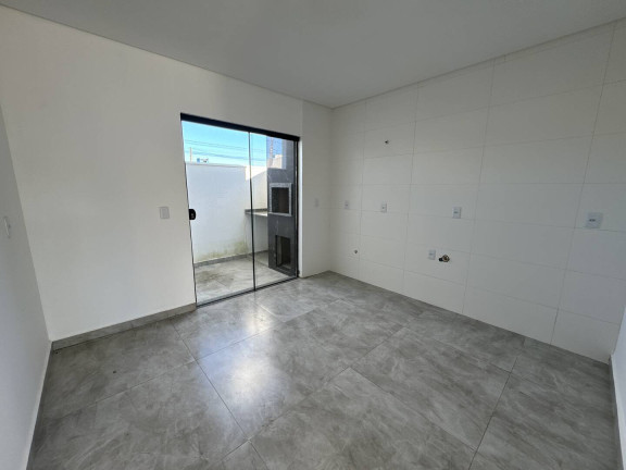 Imagem Casa com 2 Quartos à Venda, em Itacolomi - Balneário Piçarras Imagem Casa com 2 Quartos à Venda, em Itacolomi - Balneário Piçarras