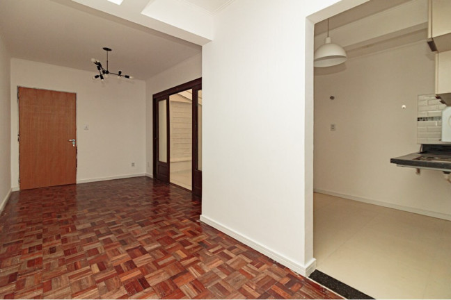 Imagem Apartamento com 1 Quarto à Venda, 61 m² em Navegantes - Porto Alegre Imagem Apartamento com 1 Quarto à Venda, 61 m² em Navegantes - Porto Alegre