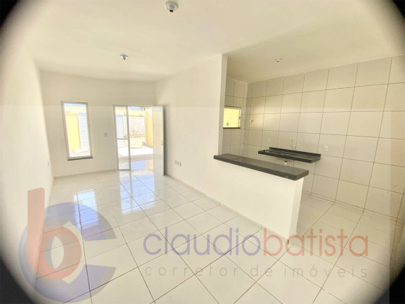 Imagem Casa com 2 Quartos à Venda, 79 m² em Gereraú - Itaitinga