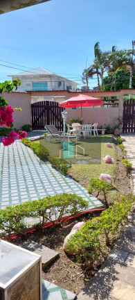 Imagem Casa com 7 Quartos à Venda, em Balneario - São Pedro Da Aldeia Imagem Casa com 7 Quartos à Venda, em Balneario - São Pedro Da Aldeia