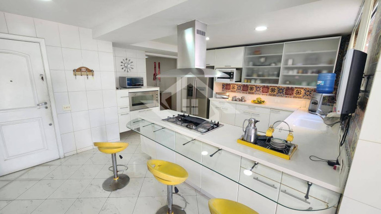 Imagem Cobertura com 5 Quartos à Venda, 537 m² em Jardim Guanabara - Rio De Janeiro