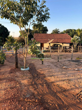 Imagem Fazenda à Venda, 817 m² em Santa Vitória Imagem Fazenda à Venda, 817 m² em Santa Vitória