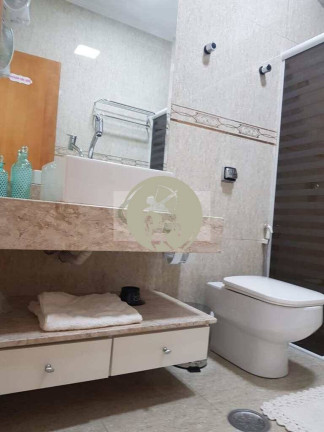 Imagem Casa com 3 Quartos à Venda, 224 m² em Gonzaga - Santos