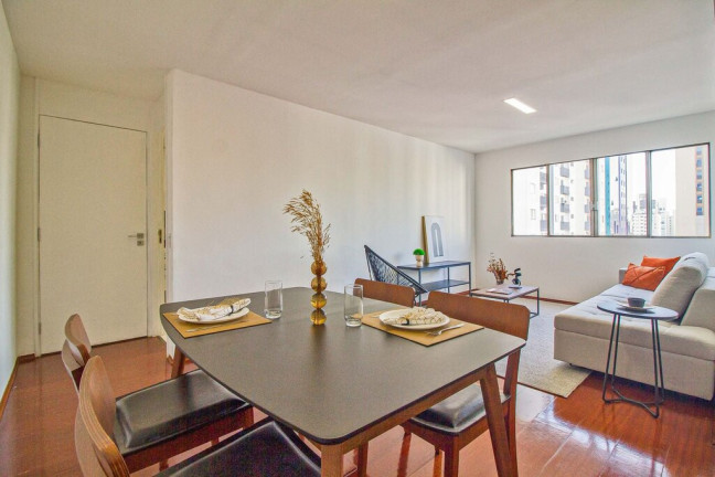 Imagem Apartamento com 3 Quartos à Venda, 90 m² em Moema - São Paulo