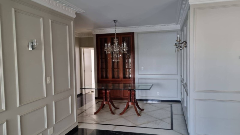 Imagem Apartamento com 4 Quartos à Venda, 224 m² em Duque De Caxias - Cuiabá