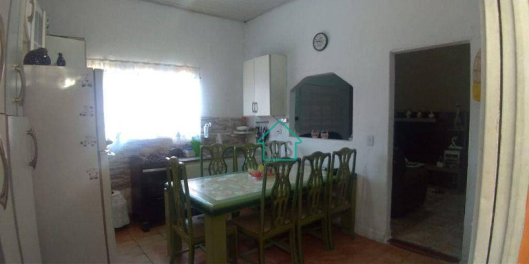 Imagem Casa com 7 Quartos à Venda, 180 m² em Vila União (zona Leste) - São Paulo Imagem Casa com 7 Quartos à Venda, 180 m² em Vila União (zona Leste) - São Paulo