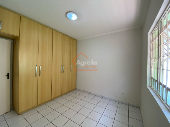 Imagem Casa com 2 Quartos à Venda, 109 m² em Centro - Mogi Mirim Imagem Casa com 2 Quartos à Venda, 109 m² em Centro - Mogi Mirim