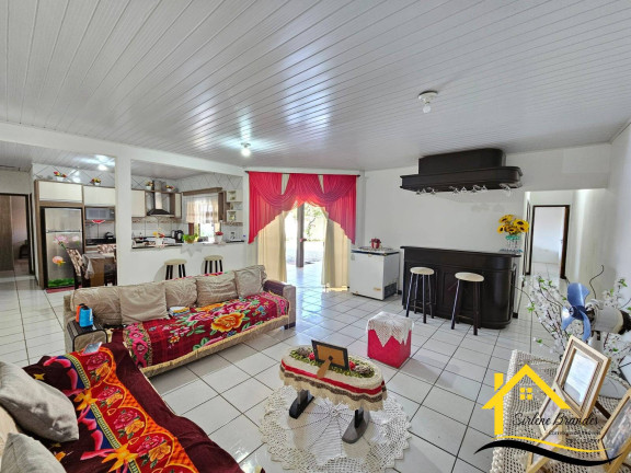 Imagem Casa com 3 Quartos à Venda, 400 m² em Centro - Balneário Barra Do Sul Imagem Casa com 3 Quartos à Venda, 400 m² em Centro - Balneário Barra Do Sul