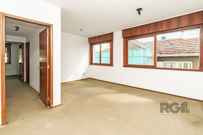 Imagem Imóvel com 2 Quartos à Venda, em Sao Joao - Porto Alegre Imagem Imóvel com 2 Quartos à Venda, em Sao Joao - Porto Alegre