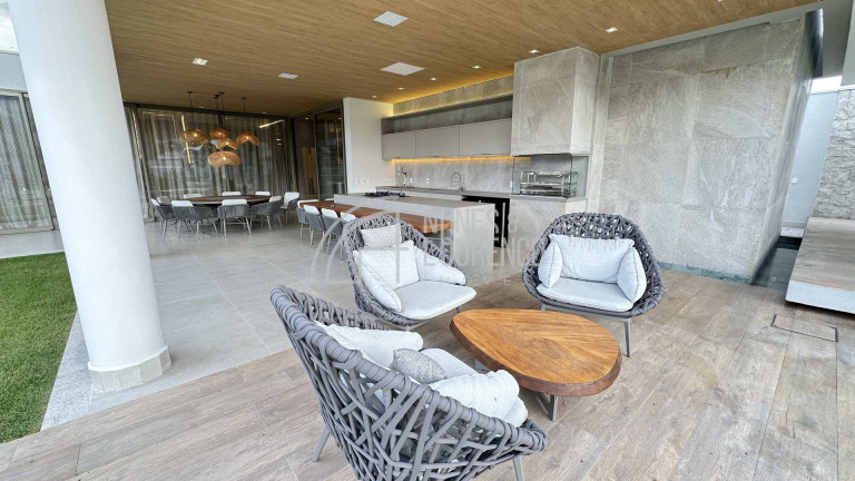 Imagem Casa com 6 Quartos à Venda, 960 m² em Acapulco - Guarujá Imagem Casa com 6 Quartos à Venda, 960 m² em Acapulco - Guarujá