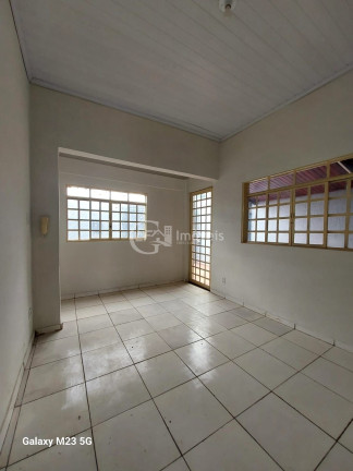 Imagem Casa com 3 Quartos à Venda, 114 m² em Vila Bandeirante - Campo Grande Imagem Casa com 3 Quartos à Venda, 114 m² em Vila Bandeirante - Campo Grande