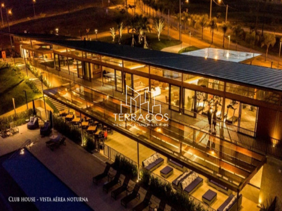 Imagem Imóvel com 3 Quartos à Venda, 400 m² em Medeiros - Jundiaí Imagem Imóvel com 3 Quartos à Venda, 400 m² em Medeiros - Jundiaí