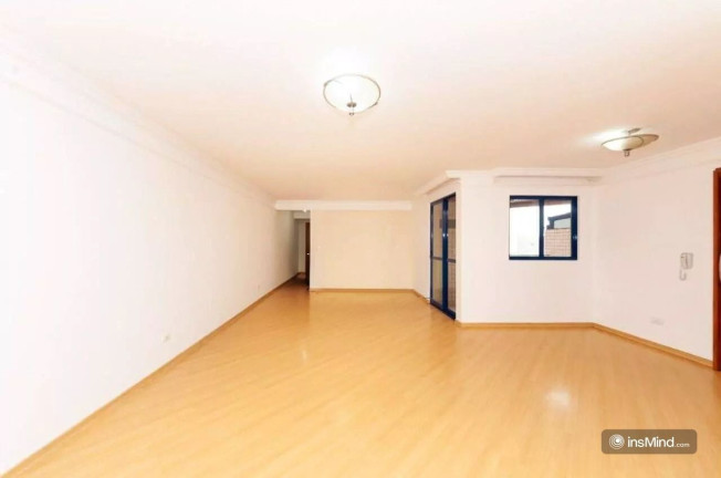 Imagem Apartamento com 3 Quartos à Venda, 131 m² em Centro - Curitiba