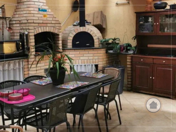 Imagem Casa com 4 Quartos à Venda, 220 m² em Vila Galvão - Guarulhos