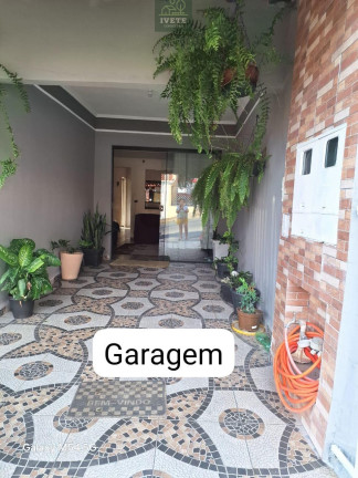 Imagem Casa com 2 Quartos à Venda, 196 m² em Centro - Socorro