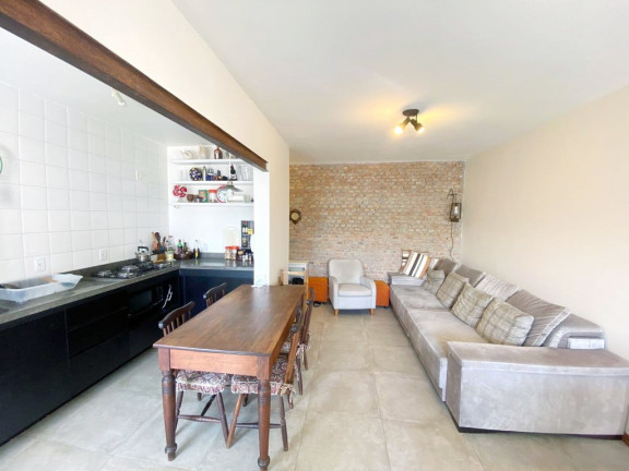 Imagem Apartamento com 2 Quartos à Venda, 64 m² em São João - Porto Alegre Imagem Apartamento com 2 Quartos à Venda, 64 m² em São João - Porto Alegre