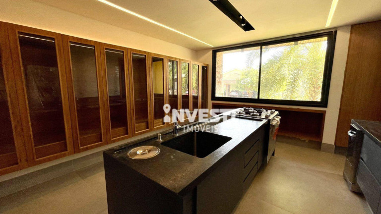 Imagem Casa com 5 Quartos à Venda, 450 m² em Alphaville Flamboyant Residencial Araguaia - Goiânia Imagem Casa com 5 Quartos à Venda, 450 m² em Alphaville Flamboyant Residencial Araguaia - Goiânia