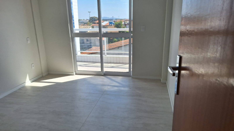 Imagem Cobertura com 1 Quarto à Venda, 53 m² em Braga - Cabo Frio Imagem Cobertura com 1 Quarto à Venda, 53 m² em Braga - Cabo Frio