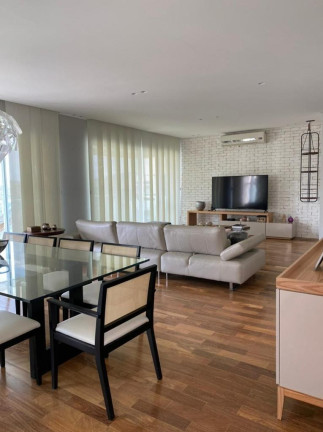 Imóvel com 4 Quartos à Venda, 284 m² em Tamboré - Santana De Parnaíba