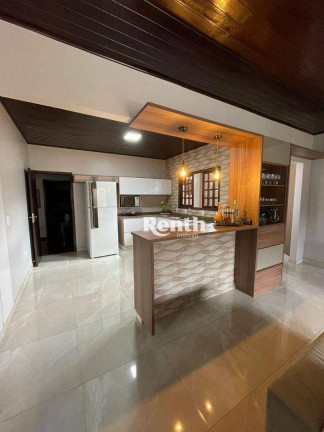 Imagem Casa com 3 Quartos à Venda, 600 m² em Jardim América - Rio Claro Imagem Casa com 3 Quartos à Venda, 600 m² em Jardim América - Rio Claro