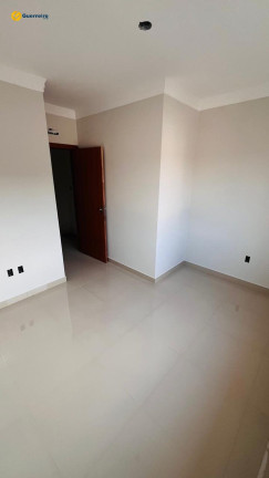Imagem Sobrado com 3 Quartos à Venda, 115 m² em Lisboa Iii - São José Imagem Sobrado com 3 Quartos à Venda, 115 m² em Lisboa Iii - São José