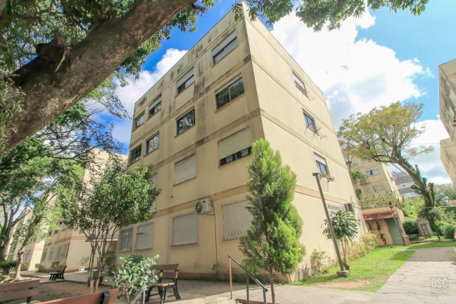 Apartamento com 3 Quartos à Venda, 63 m² em Santo Antônio - Porto Alegre