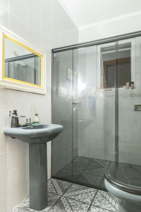 Imagem Imóvel com 2 Quartos à Venda, 64 m² em Menino Deus - Porto Alegre Imagem Imóvel com 2 Quartos à Venda, 64 m² em Menino Deus - Porto Alegre