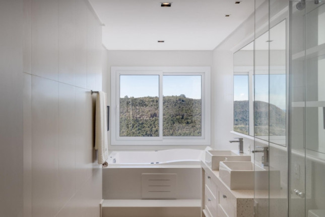 Imagem Cobertura com 4 Quartos à Venda, 291 m² em Jardim Bela Vista - Gramado