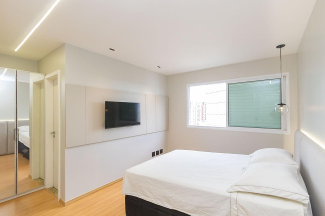 Imagem Apartamento com 3 Quartos à Venda, 126 m² em Campo Comprido - Curitiba