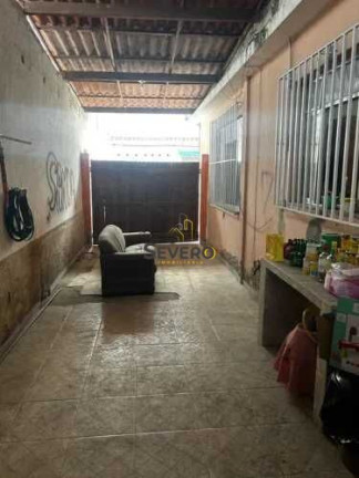 Imagem Casa com 4 Quartos à Venda, em Colubande - São Gonçalo Imagem Casa com 4 Quartos à Venda, em Colubande - São Gonçalo