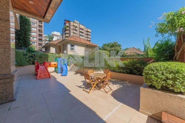 Imagem Apartamento com 3 Quartos à Venda, 240 m² em Moinhos De Vento - Porto Alegre