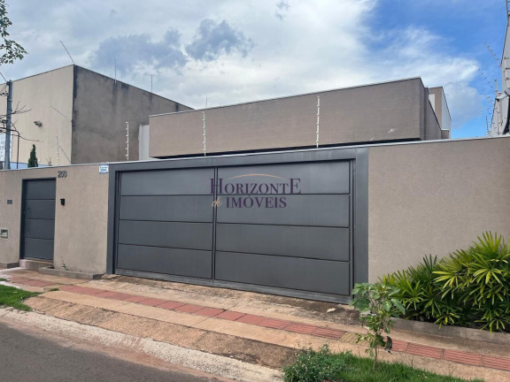 Casa com 3 Quartos à Venda, 244 m² em Mata Do Jacinto - Campo Grande