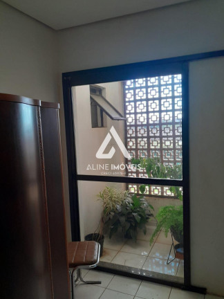 Imagem Casa com 3 Quartos à Venda, em Centro - Cruz Alta Imagem Casa com 3 Quartos à Venda, em Centro - Cruz Alta