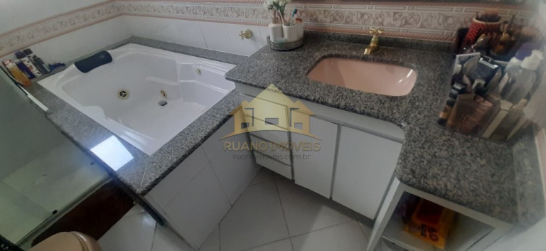 Imagem Sobrado com 3 Quartos à Venda, 213 m² em Vila Nhocune - São Paulo