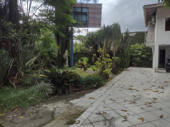 Imagem Terreno à Venda, em Niterói Imagem Terreno à Venda, em Niterói